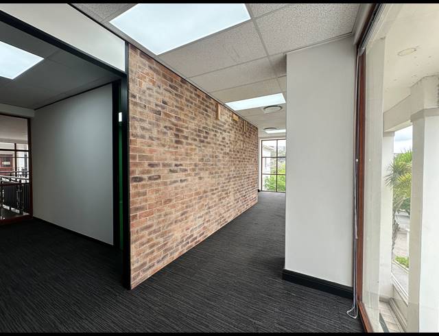 1,627M² OFFICE TO LET IN SANDTON CENTRAL